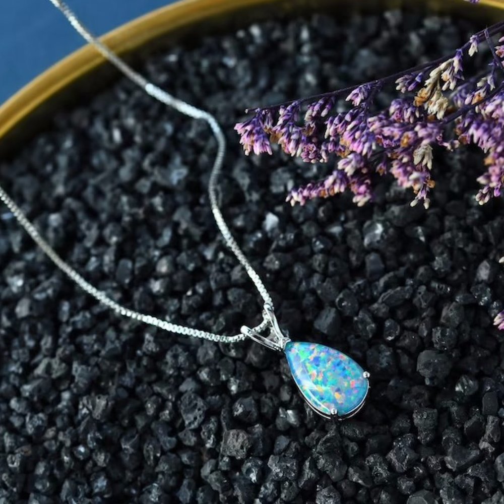 Blue Opal Crystal Pendant Healing Chakra Reiki Women Fashion Chain Necklace